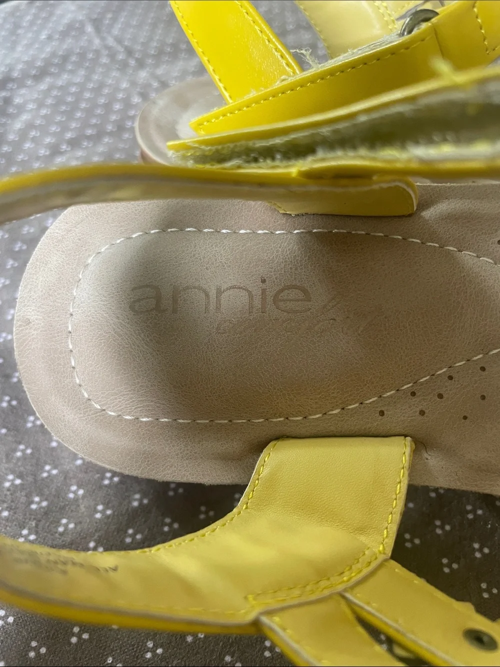 Annie comfort sandals